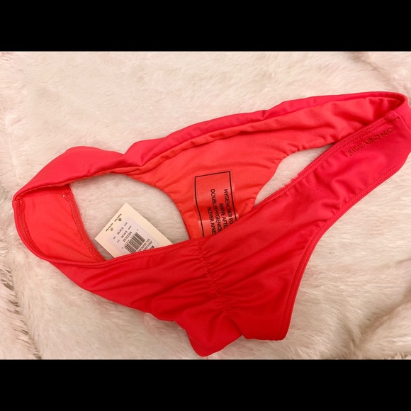 NBW Billabong Hot Pink Cheeky Bikini Bottom 👙😜 - Picture 3 of 3